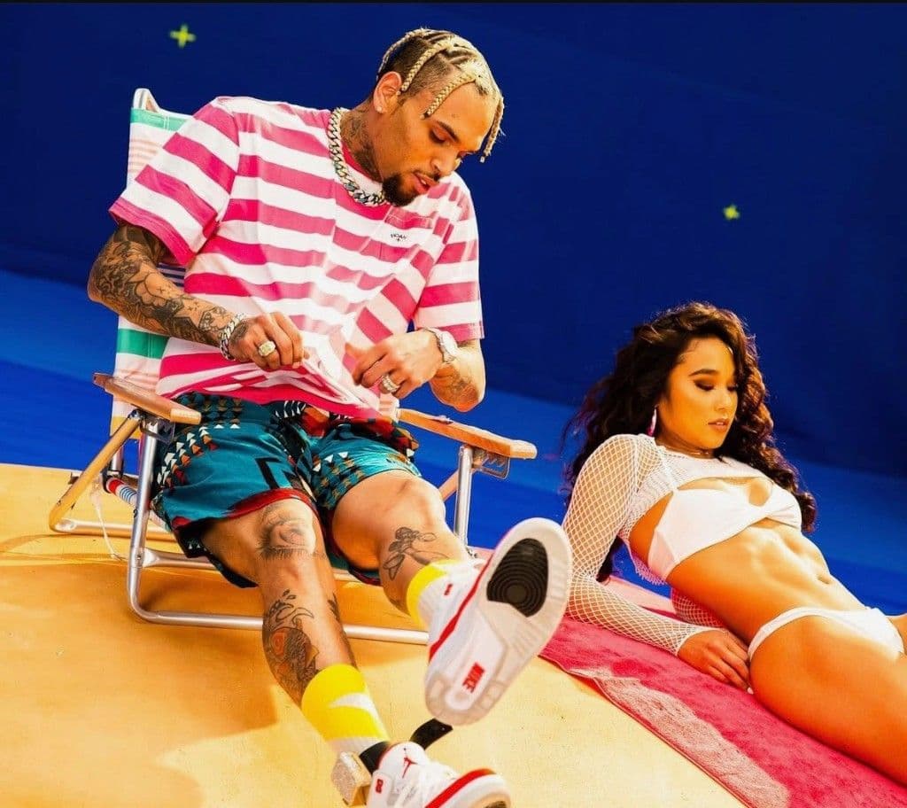 Jaylene Mendoza for Chris Brown, Wobble Up
